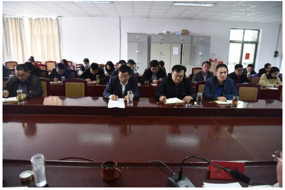 公司機關(guān)召開傳達學(xué)習(xí)肥城“兩會”精神專題會議