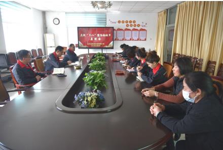 公司召開慶祝 “三八” 國際婦女節(jié)座談會