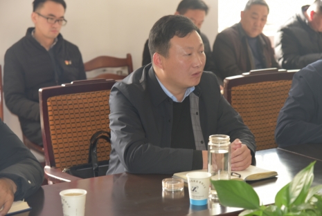 公司召開討論預(yù)備黨員轉(zhuǎn)正支部大會(huì)