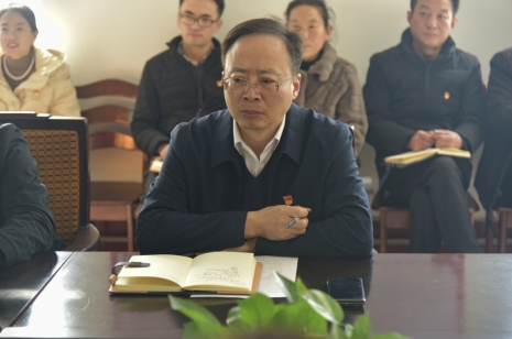 公司召開討論預(yù)備黨員轉(zhuǎn)正支部大會(huì)